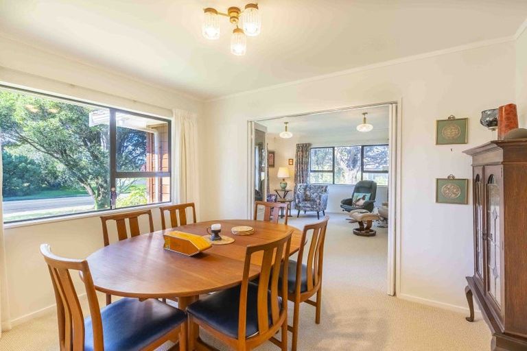 Photo of property in 3 The Avenue, Paraparaumu Beach, Paraparaumu, 5032