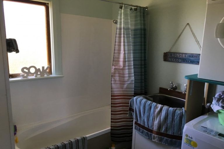 Photo of property in 17 White Road, Omakau, 9376