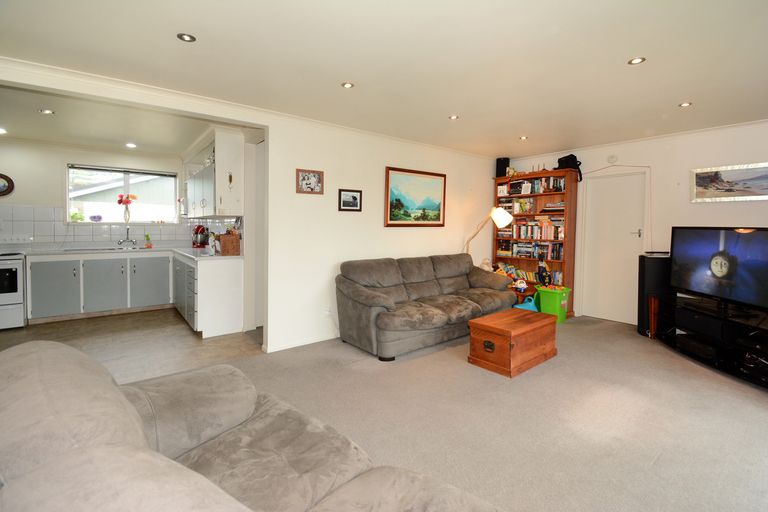 Photo of property in 37a Kinmont Crescent, Kinmont Park, Mosgiel, 9024