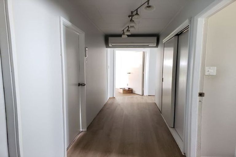 Photo of property in 13 Moonstone Grove, Birchville, Upper Hutt, 5018