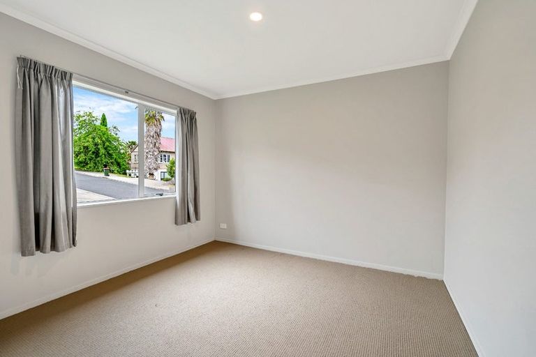 Photo of property in 26 Kellett Road, Ranui, Auckland, 0612