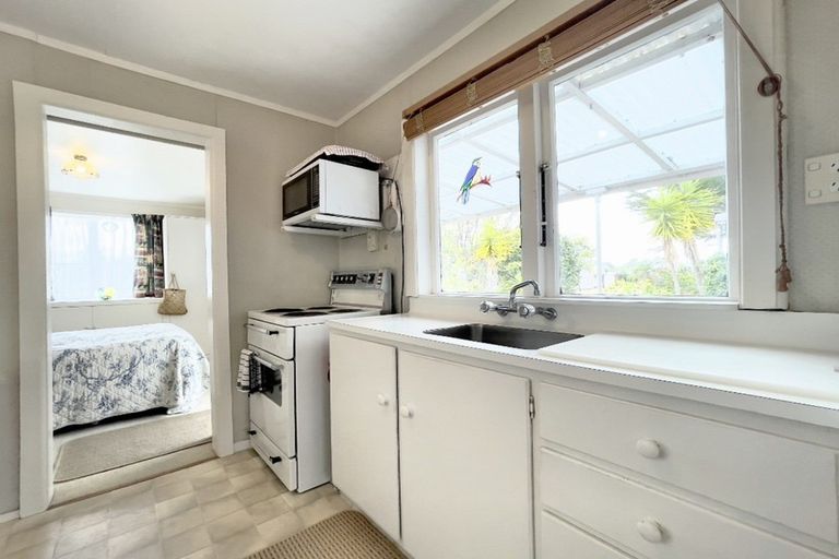 Photo of property in 221 Otahu Road, Whangamata, 3620