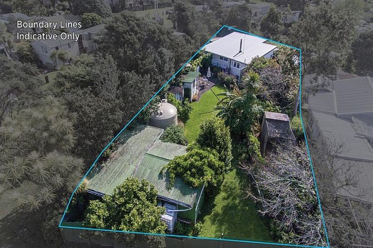 Photo of property in 40 James Mcleod Road, Shelly Beach, Helensville, 0874