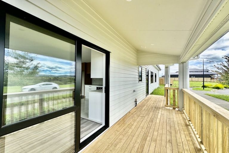 Photo of property in 12a Ahunga Road, Karaka, Papakura, 2113