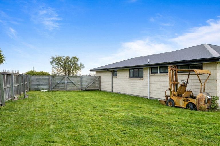 Photo of property in 4 Rangiora Woodend Road, Woodend, 7610