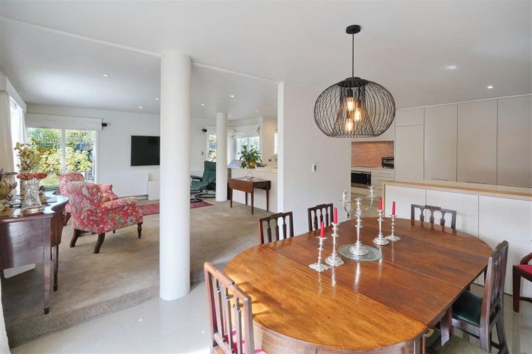 Photo of property in 1/127 Fendalton Road, Fendalton, Christchurch, 8014