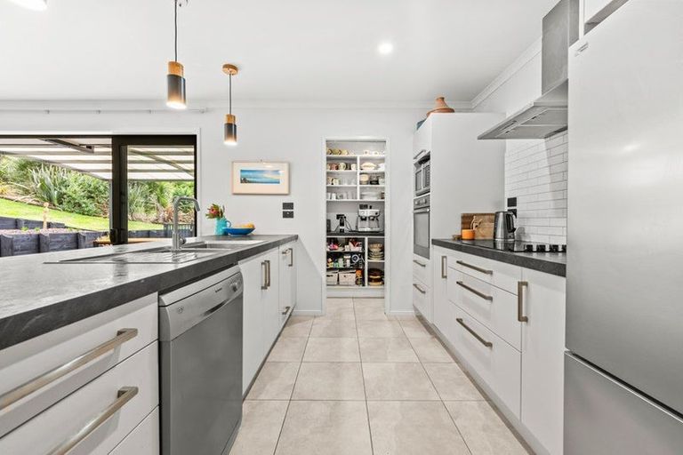 Photo of property in 347 Taraunui Road, Parua Bay, Onerahi, 0192