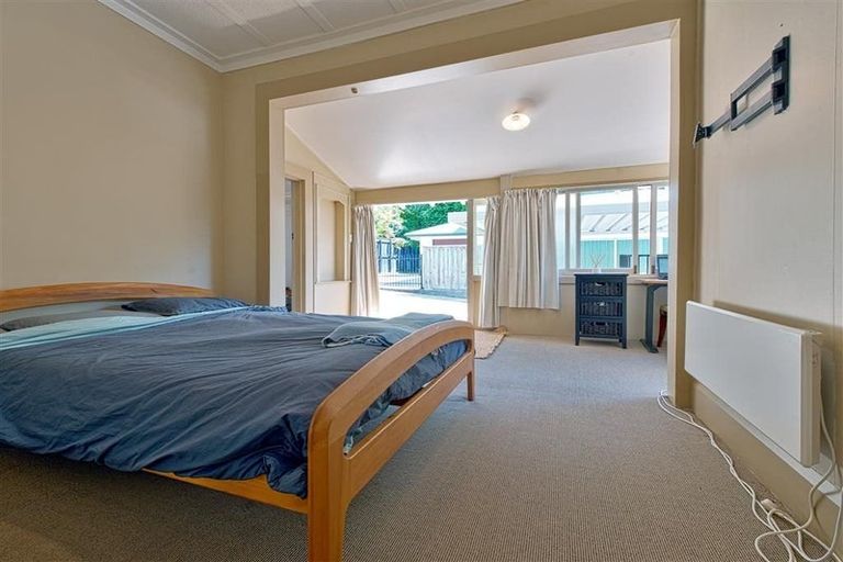 Photo of property in 53 Shakespeare Road, Bluff Hill, Napier, 4110