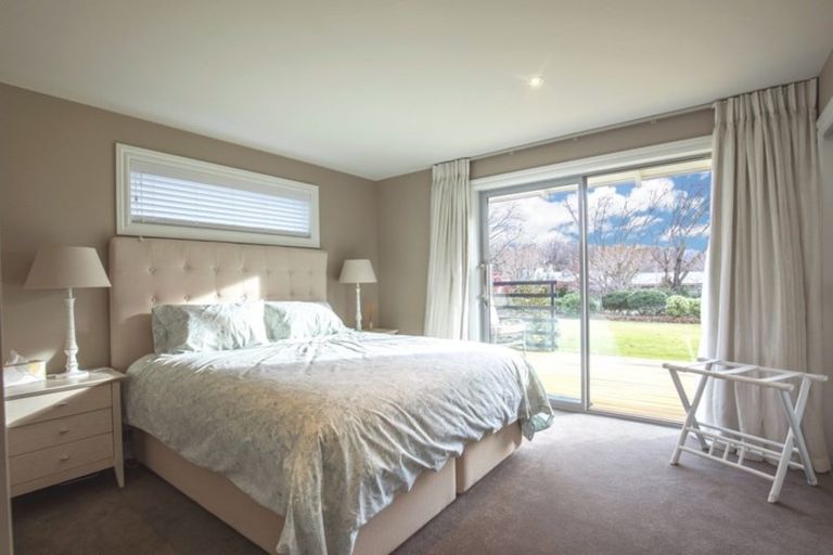 Photo of property in 9 Hollyhock Lane, Wanaka, 9305