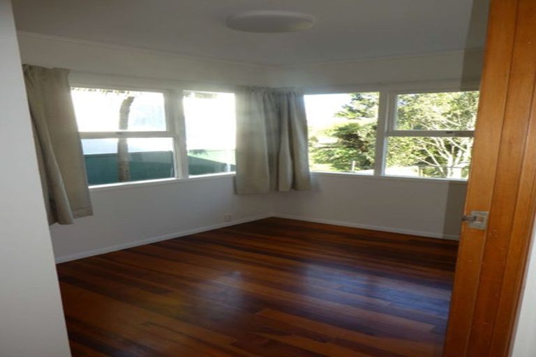Photo of property in 49 Pohutukawa Road, Whenuapai, Auckland, 0618