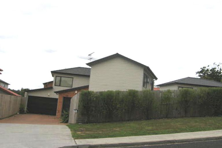 Photo of property in 37 Tiri Tiri Road, Birkdale, Auckland, 0626