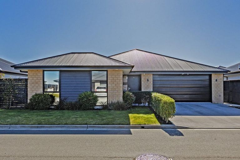Photo of property in 20 Lock Crescent, Kaiapoi, 7630