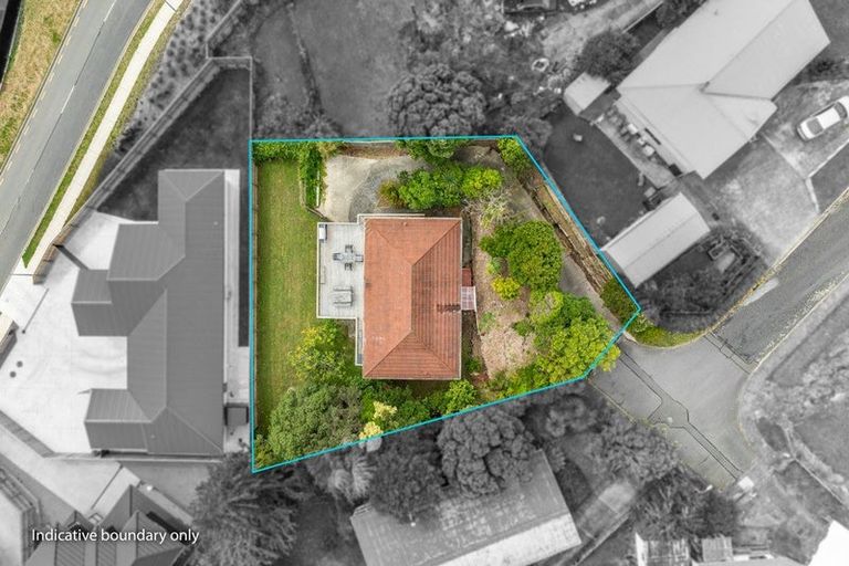 Photo of property in 39 Aniseed Grove, Timberlea, Upper Hutt, 5018