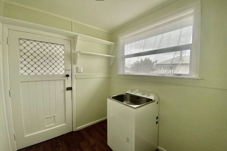 Photo of property in 9 Maire Street, Levin, 5510