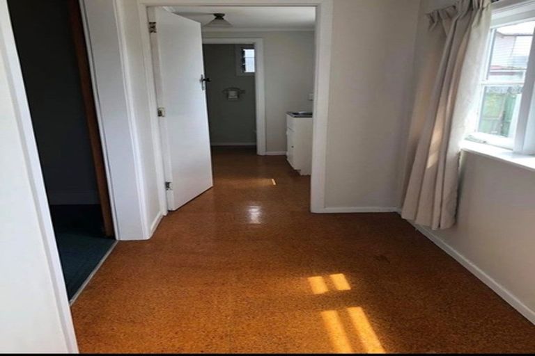 Photo of property in 1/202 Shirley Road, Papatoetoe, Auckland, 2025