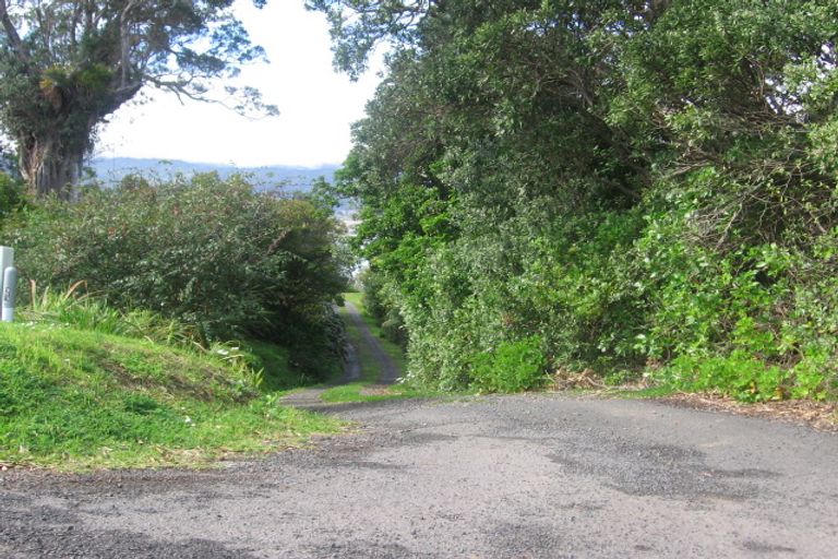 Photo of property in 1645 Wyuna Bay Road, Wyuna Bay, Coromandel, 3581