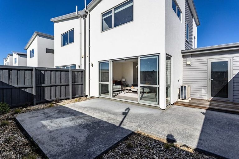 Photo of property in 3 Kakapo Lane, Redwood, Christchurch, 8051