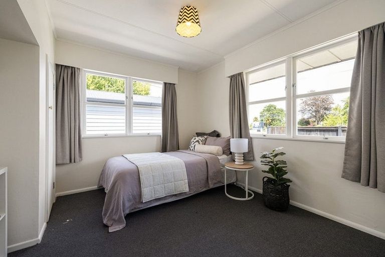 Photo of property in 30 Queen Street, Cambridge, 3434