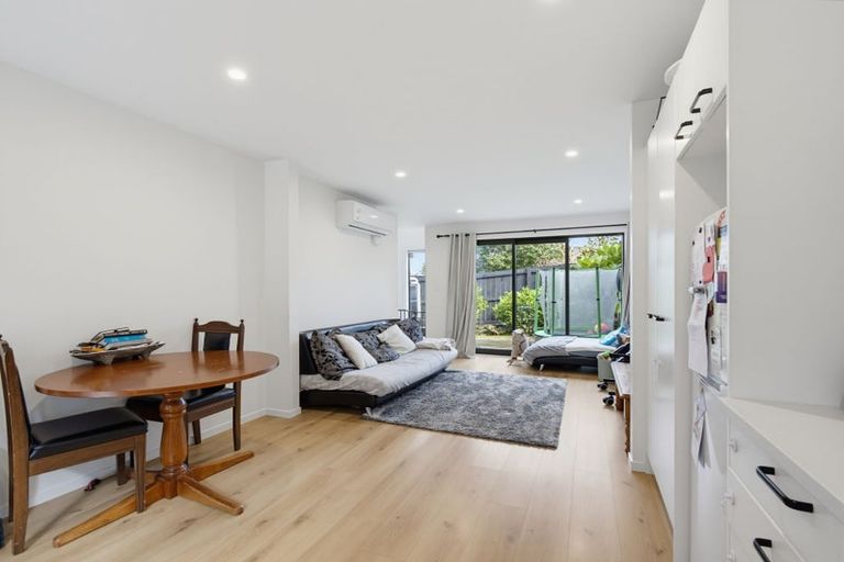 Photo of property in 1e Stott Avenue, Birkdale, Auckland, 0626
