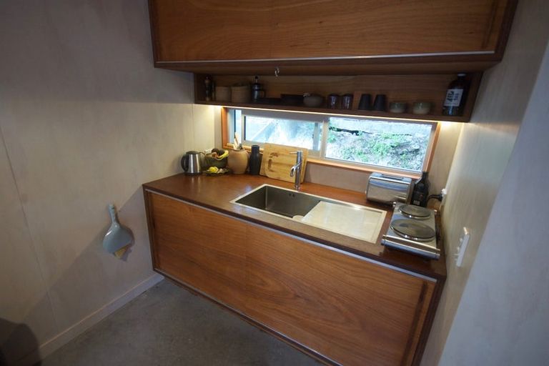 Photo of property in 203 Houghton Bay Road, Houghton Bay, Wellington, 6023