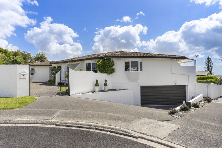 Photo of property in 4 Pacific Parade, Army Bay, Whangaparaoa, 0930