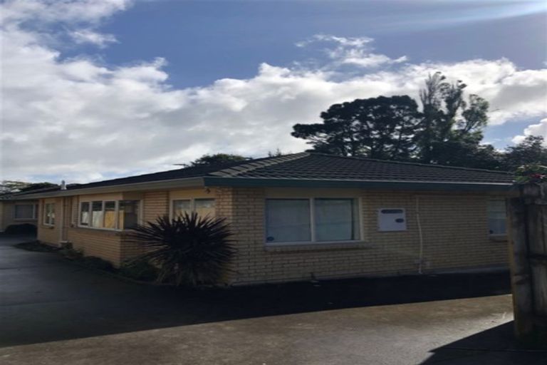 Photo of property in 2/35 Fenton Street, Papatoetoe, Auckland, 2025