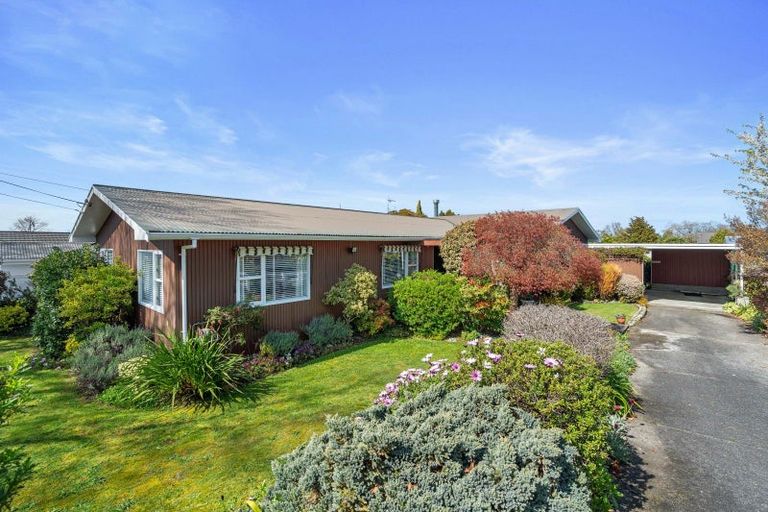Photo of property in 16 Queen Alexandra Street, Lansdowne, Masterton, 5810