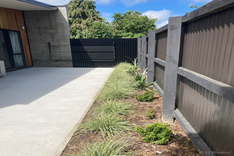 Photo of property in 8b Holmes Street, Waimate, 7924