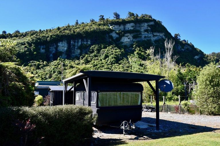 Photo of property in 41 Glasseye Drive, Little Wanganui, Karamea, 7893