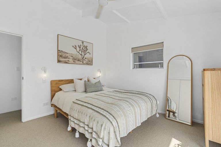 Photo of property in 46 Donnelly Street, Oakura, 4314