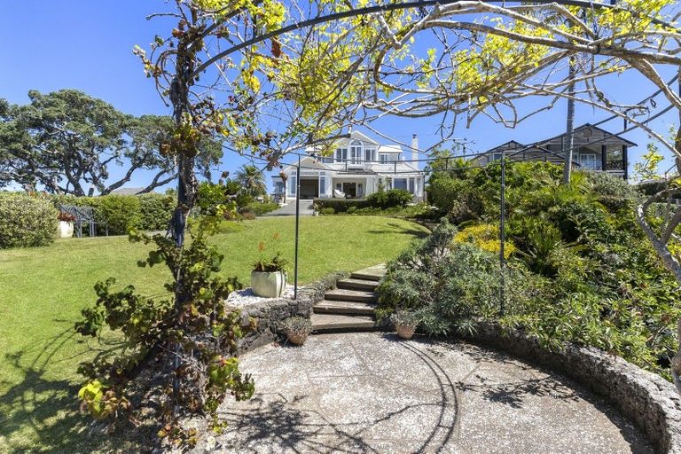 Photo of property in 18 Hamana Street, Narrow Neck, Auckland, 0622