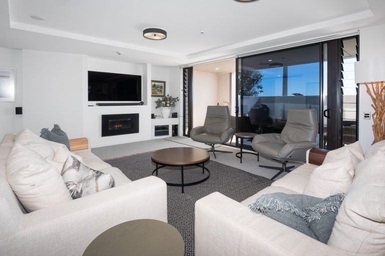 Photo of property in Vivaldi Apartments, 2/48 Marine Parade, Mount Maunganui, 3116