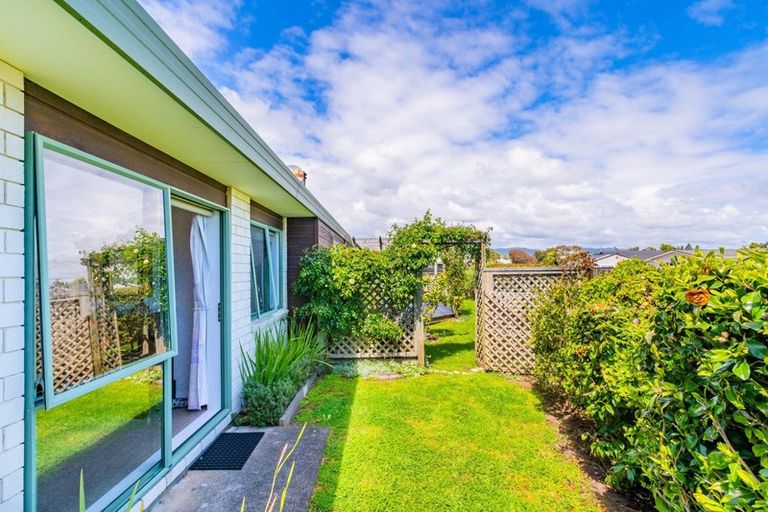 Photo of property in 7 Tobys Way, Waikanae Beach, Waikanae, 5036