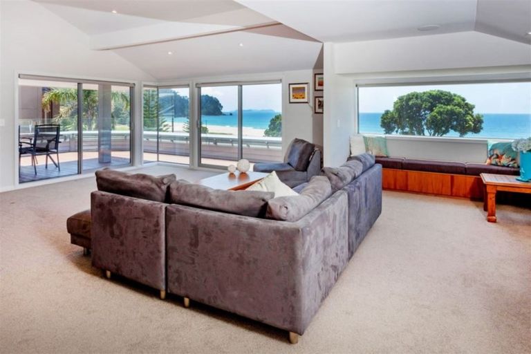 Photo of property in 115 Oratia Place, Onemana, Whangamata, 3691