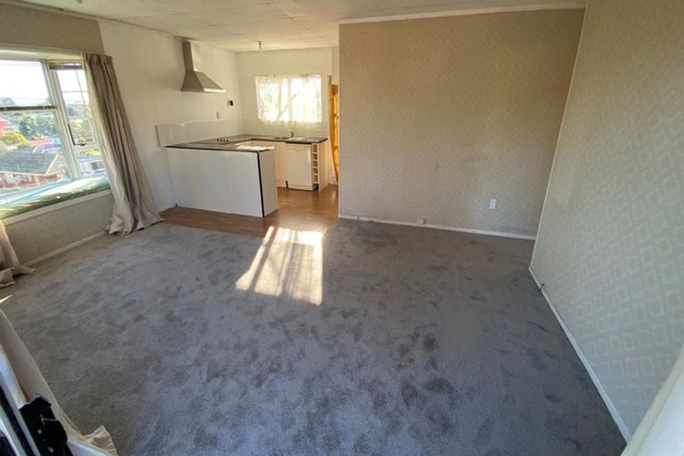 Photo of property in 2/31 Lavelle Road, Henderson, Auckland, 0612