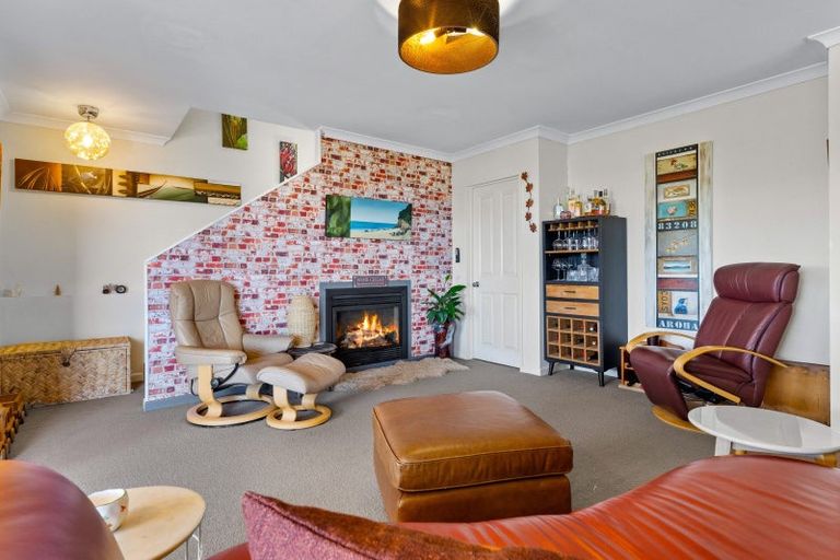 Photo of property in 6 Berridge Road, Muriwai, Waimauku, 0881