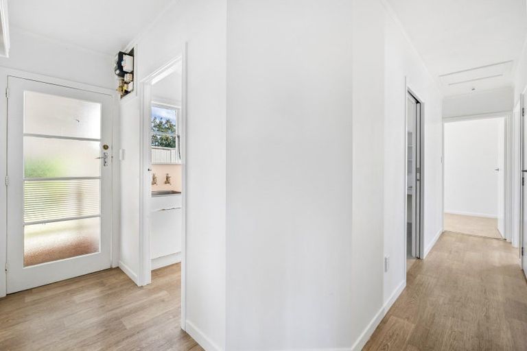 Photo of property in 2a Ballagh Close, Onerahi, Whangarei, 0110