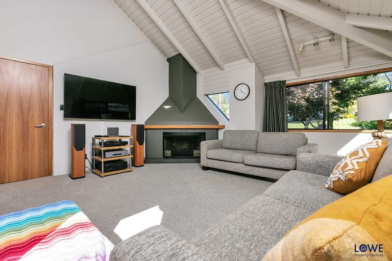 Photo of property in 14 Asbury Crescent, Campbells Bay, Auckland, 0630