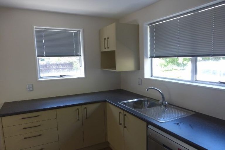 Photo of property in 41 Royal Park Drive, Parklands, Christchurch, 8083