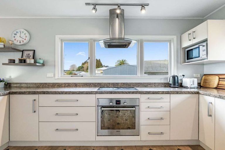 Photo of property in 37 Elliott Crescent, Owhata, Rotorua, 3010