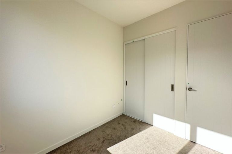 Photo of property in 3 Porowha Road, Westgate, Auckland, 0814