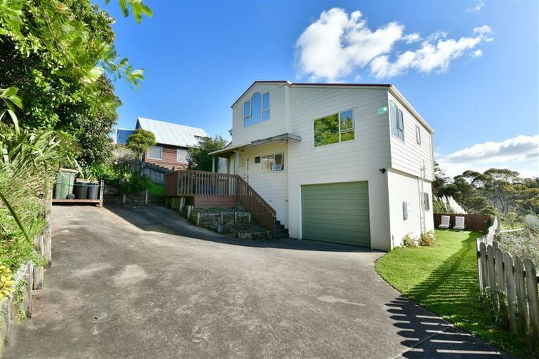 Photo of property in 1/28 Kestrel Heights, Arkles Bay, Whangaparaoa, 0932