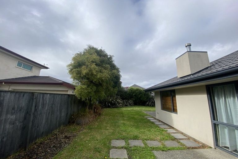 Photo of property in 11 Annaby Drive, Northwood, Christchurch, 8051