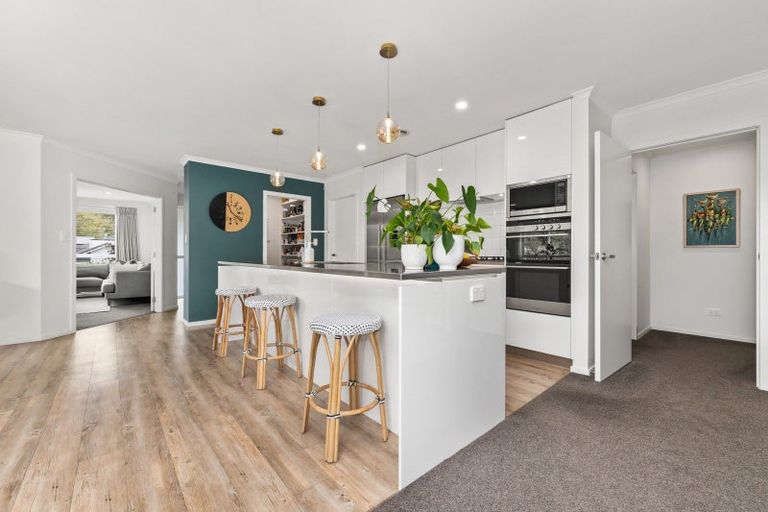 Photo of property in 35 Banks Boulevard, Whitby, Porirua, 5024