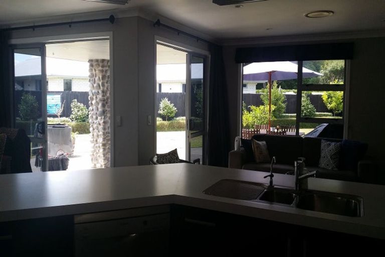 Photo of property in 21 Jasmine Place, Cambridge, 3434