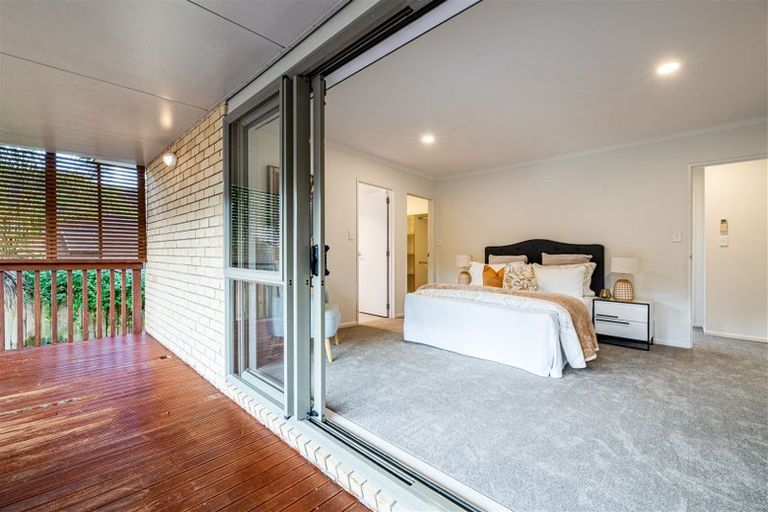 Photo of property in 29 Sapperton Drive, Henderson, Auckland, 0612