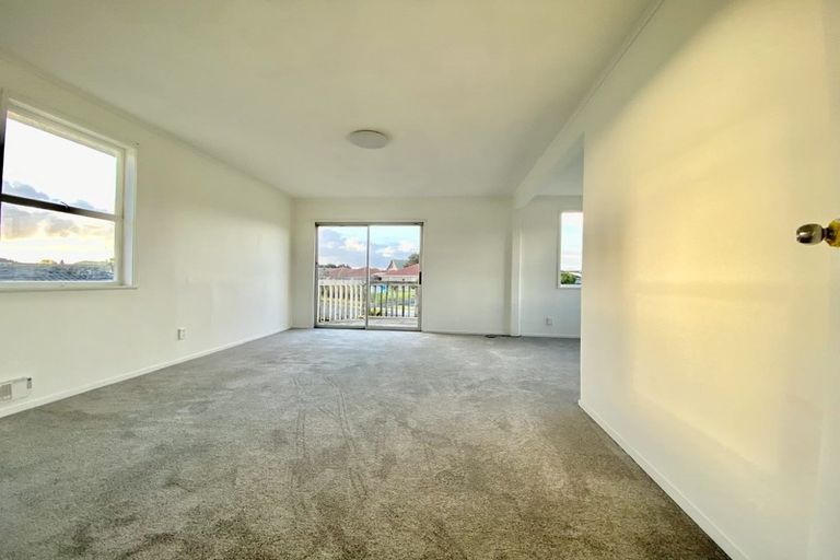 Photo of property in 32 Cape Road, Mangere, Auckland, 2022