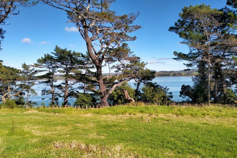 Photo of property in 14d Mclarin Road, Glenbrook, 2681