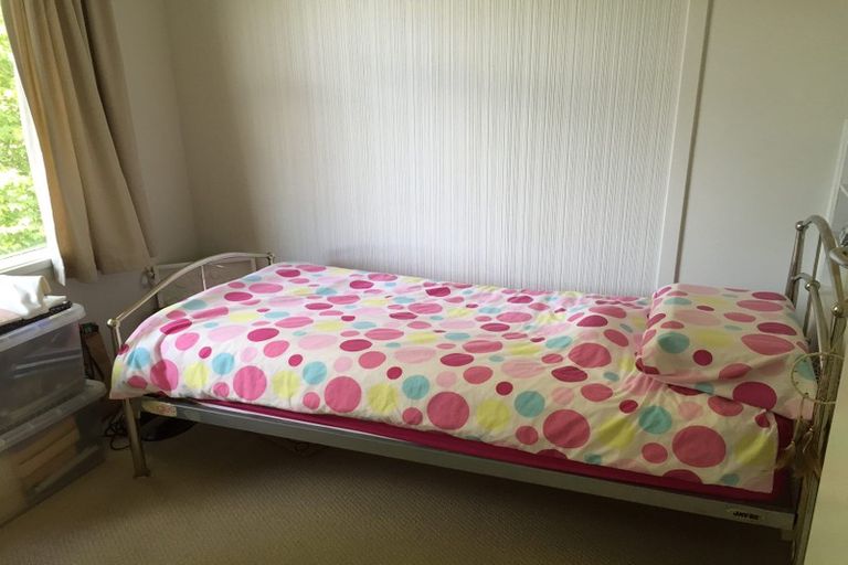 Photo of property in 61 Mellons Bay Road, Mellons Bay, Auckland, 2014