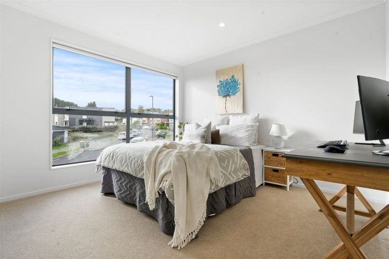 Photo of property in 68 Matairangi Avenue, Totara Heights, Auckland, 2105